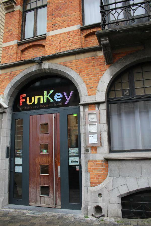 Funkey Hotel Брюссель Екстер'єр фото
